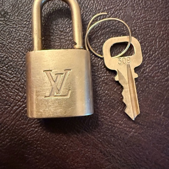 Louis Vuitton Damier Ebene Nolita MM Satchel Vintage (2004) Has COA Excellent!!! - Picture 13 of 13